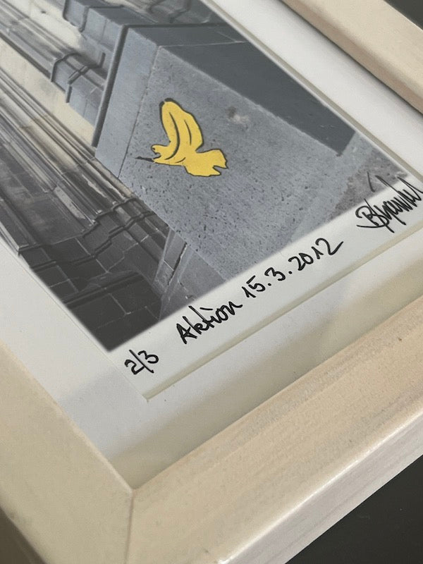 "Friedensbanane am Kölner Dom" - Thomas Baumgärtel
